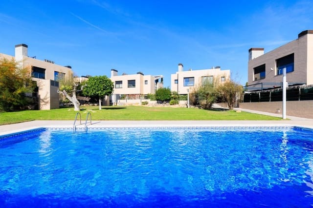 5 camera da letto Villetta a Schiera in vendita in Cambrils con piscina garage - 835.000 € (Rif: 9732404)