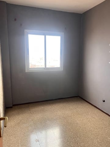3 Zimmer Wohnung zu verkaufen in Las Palmas de Gran Canaria - 200.000 € (Ref: 9732405)