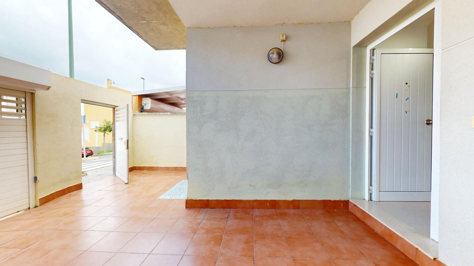 3 soveværelse Rækkehus til salg i Las Palmas de Gran Canaria med garage - € 280.000 (Ref: 9748173)