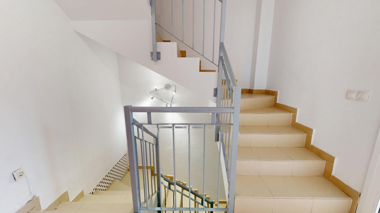 3 soveværelse Rækkehus til salg i Las Palmas de Gran Canaria med garage - € 280.000 (Ref: 9748173)