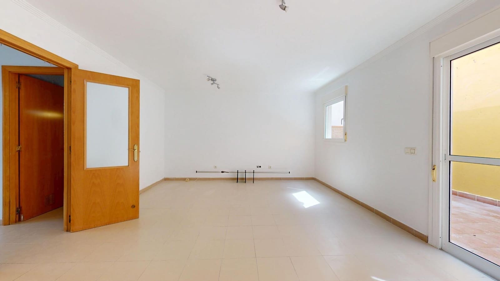 3 soveværelse Rækkehus til salg i Las Palmas de Gran Canaria med garage - € 280.000 (Ref: 9748173)