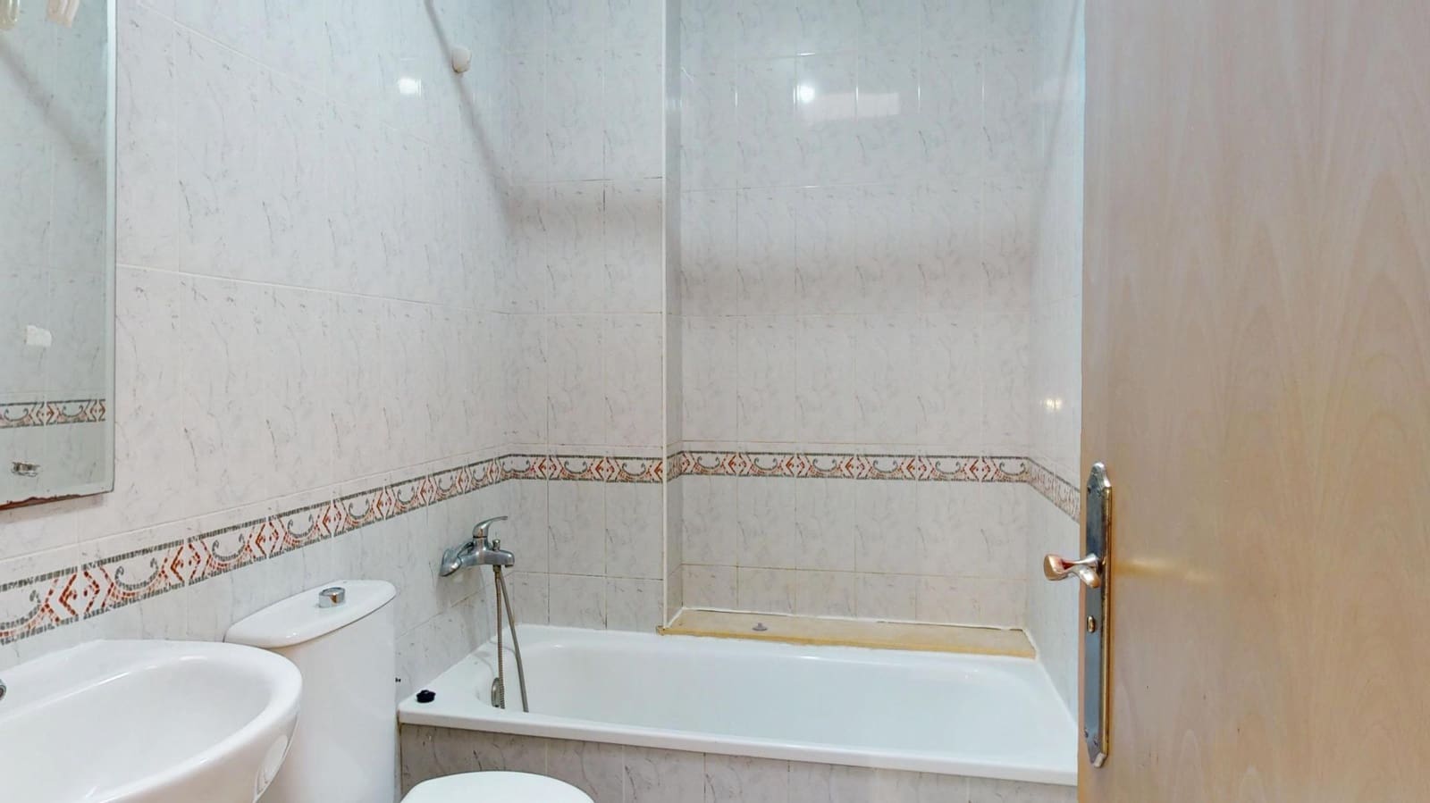 3 soveværelse Rækkehus til salg i Las Palmas de Gran Canaria med garage - € 280.000 (Ref: 9748173)