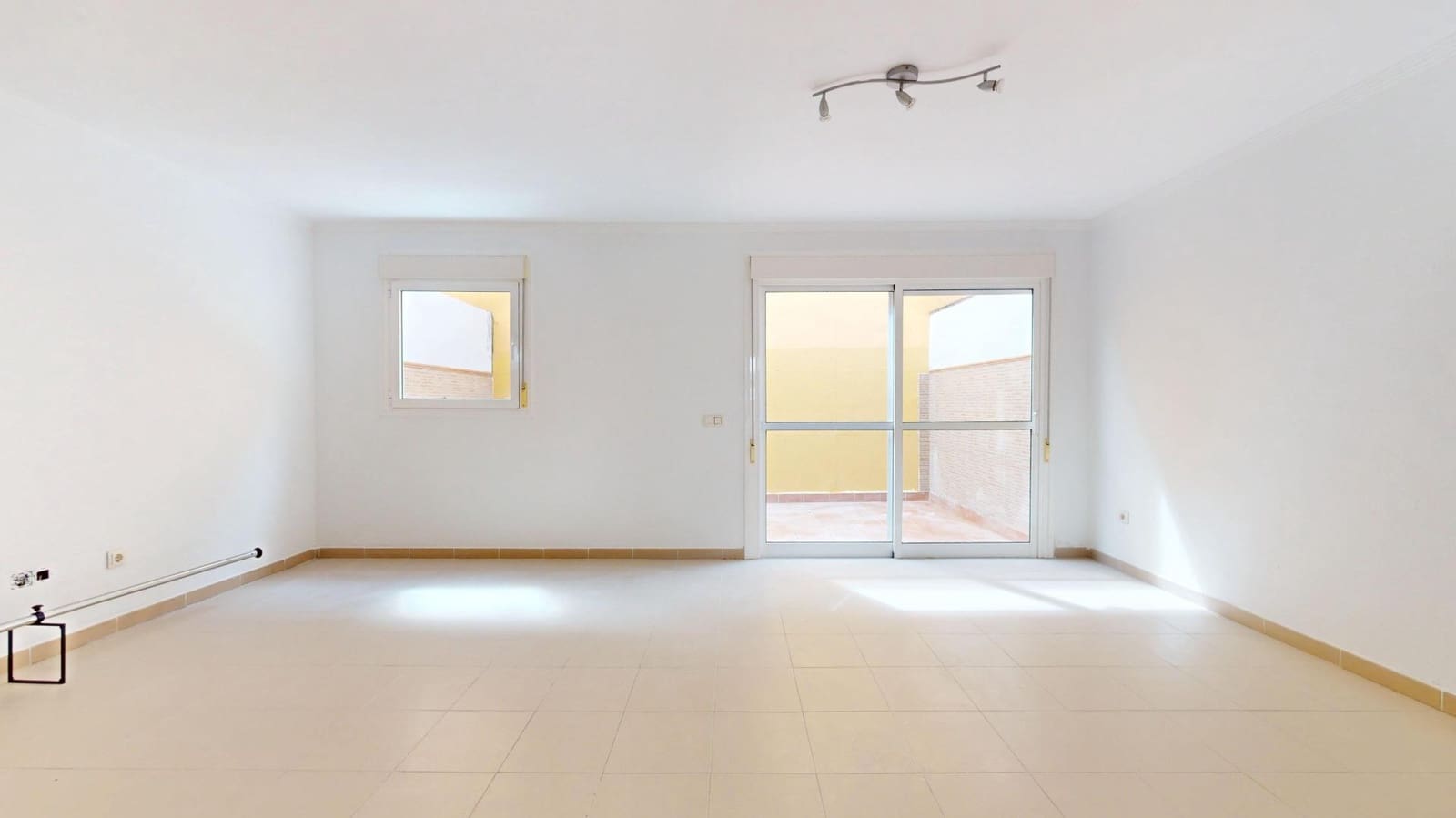 3 soveværelse Rækkehus til salg i Las Palmas de Gran Canaria med garage - € 280.000 (Ref: 9748173)