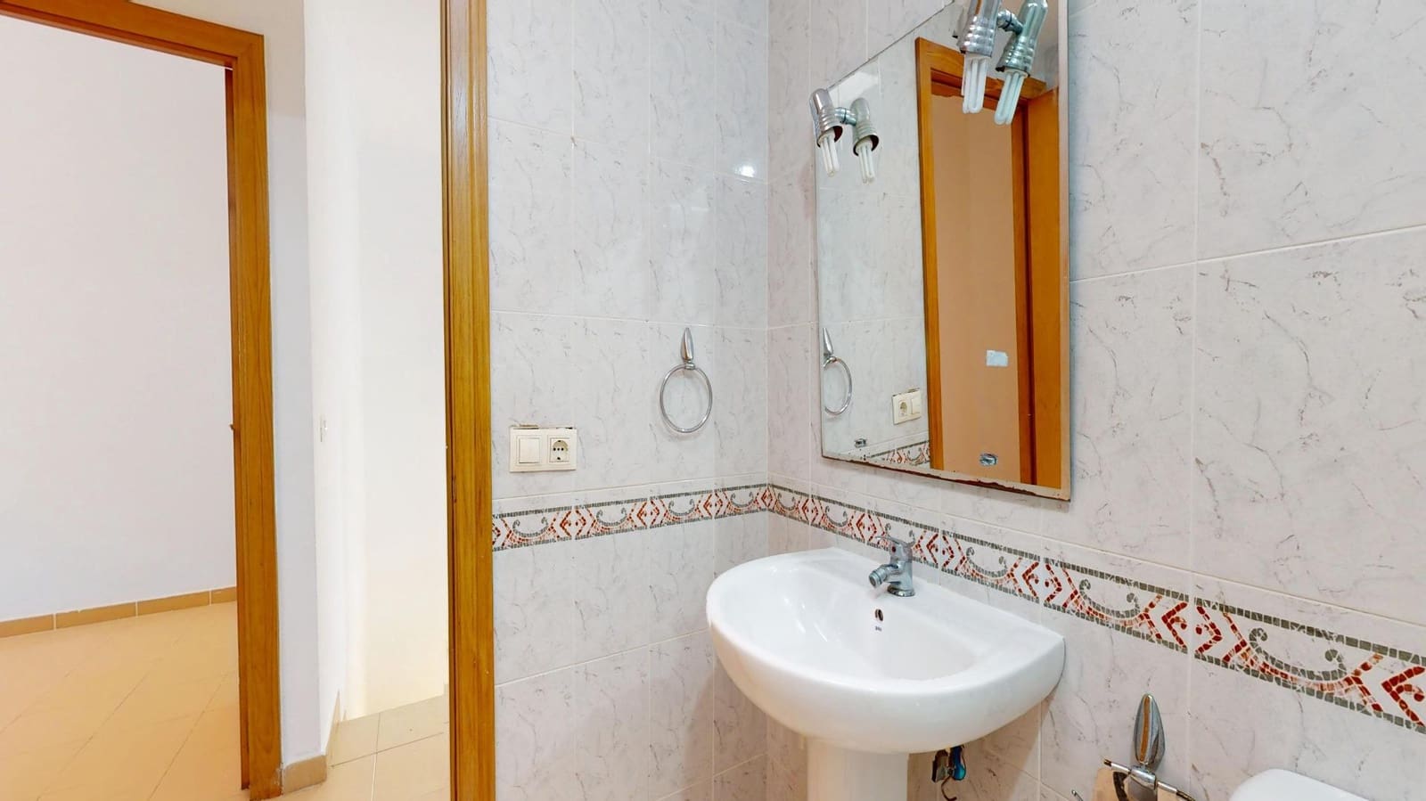 3 soveværelse Rækkehus til salg i Las Palmas de Gran Canaria med garage - € 280.000 (Ref: 9748173)