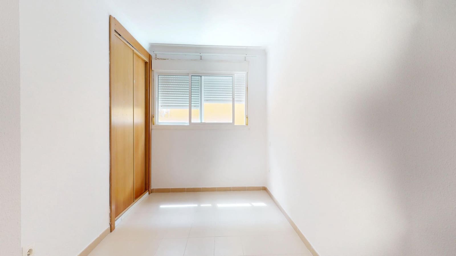 3 soveværelse Rækkehus til salg i Las Palmas de Gran Canaria med garage - € 280.000 (Ref: 9748173)