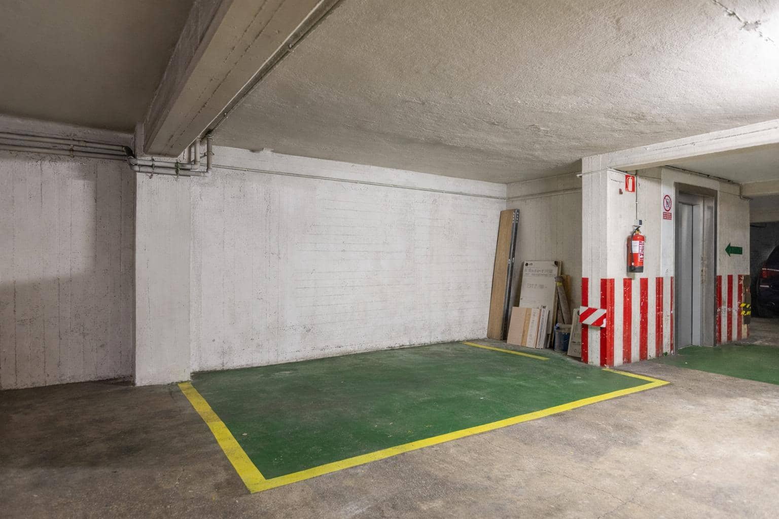 3 soveværelse Lejlighed til salg i A Coruna by med garage - € 1.100.000 (Ref: 9748174)