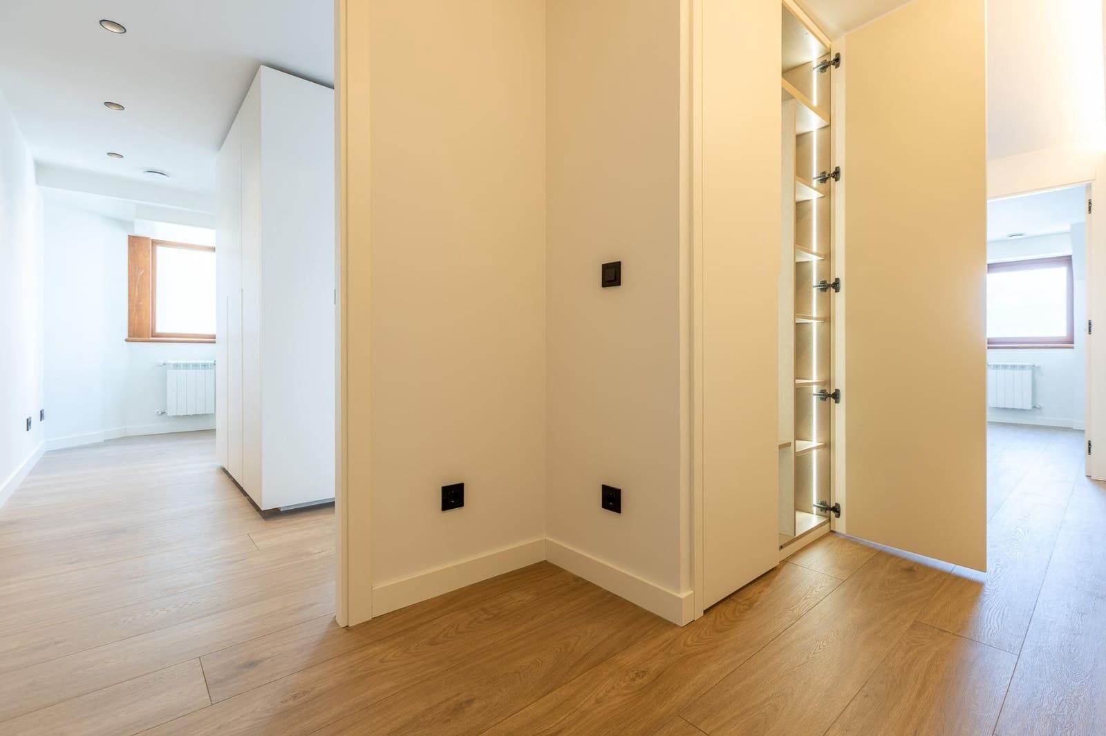 3 soveværelse Lejlighed til salg i A Coruna by med garage - € 1.100.000 (Ref: 9748174)