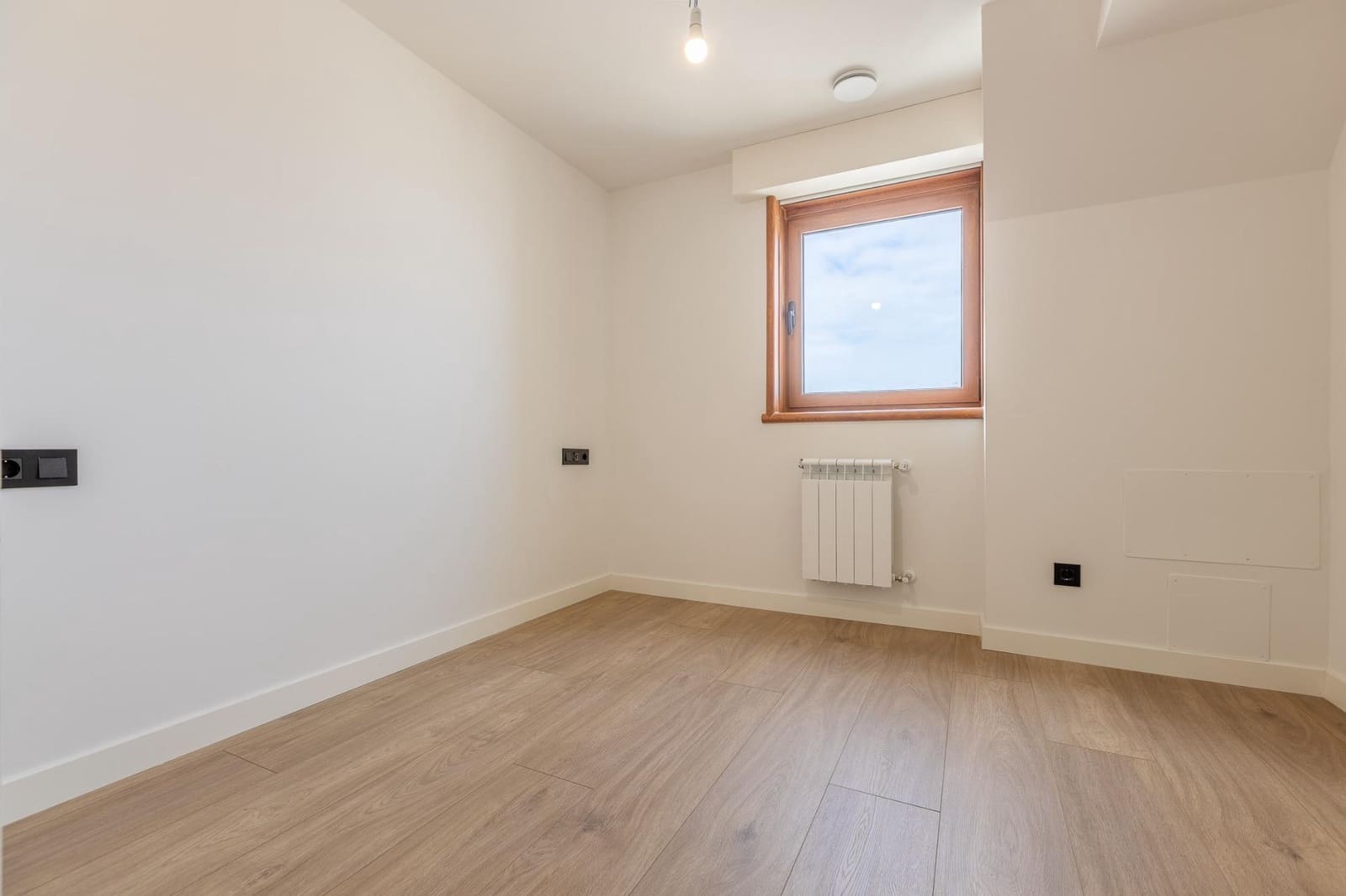 3 soveværelse Lejlighed til salg i A Coruna by med garage - € 1.100.000 (Ref: 9748174)