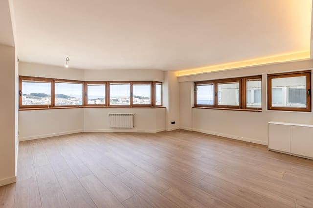 3 soveværelse Lejlighed til salg i A Coruña by med garage - € 1.100.000 (Ref: 9748174)