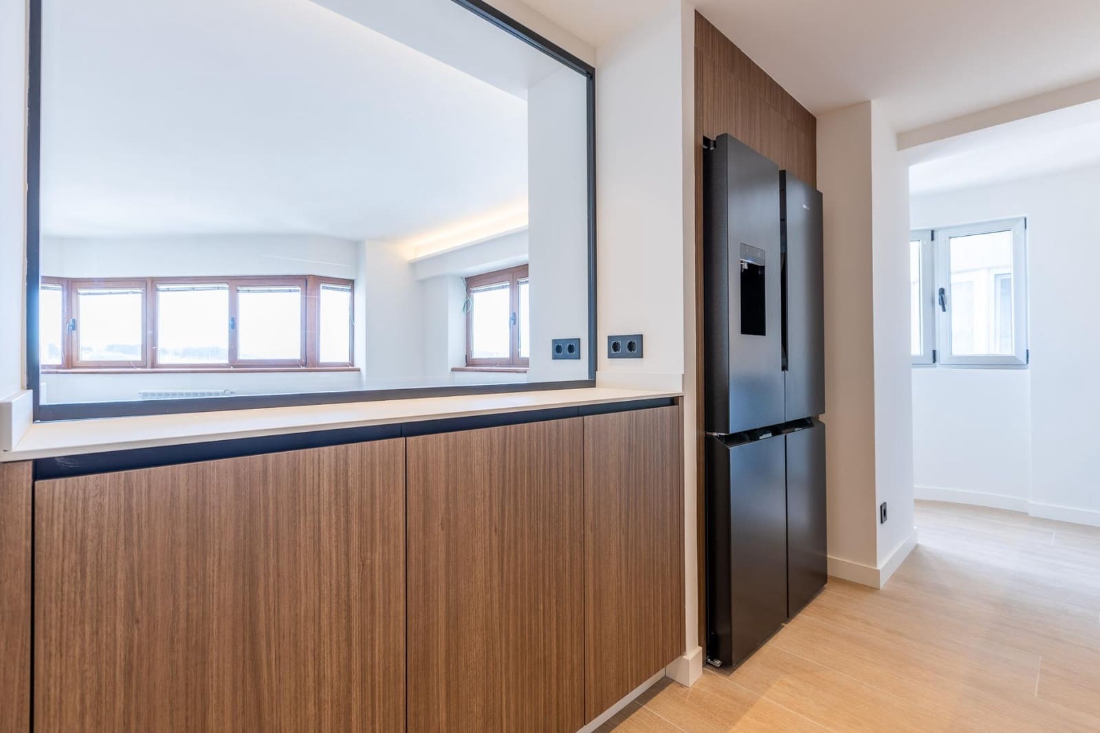 3 soveværelse Lejlighed til salg i A Coruna by med garage - € 1.100.000 (Ref: 9748174)