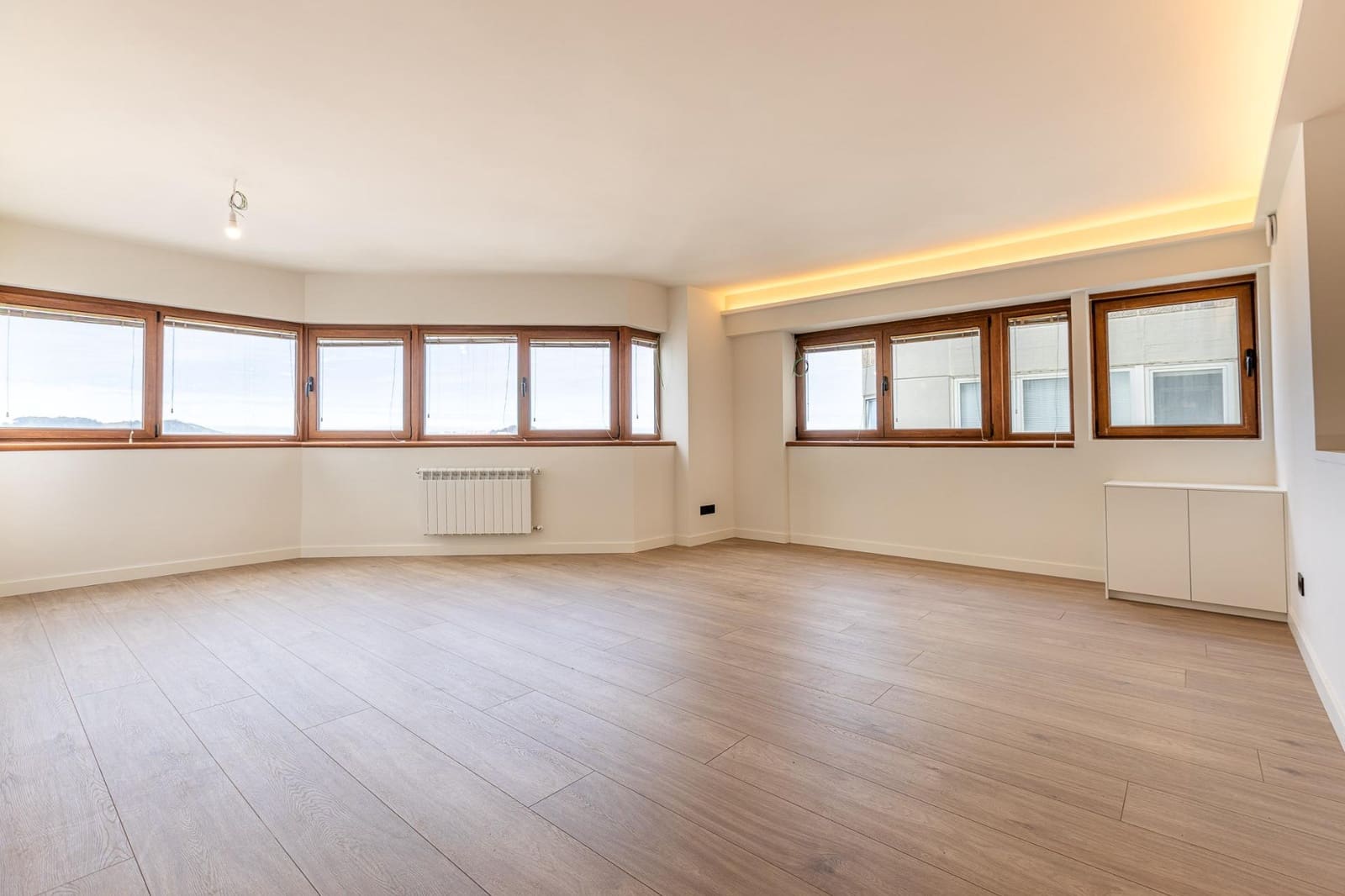 3 soveværelse Lejlighed til salg i A Coruna by med garage - € 1.100.000 (Ref: 9748174)