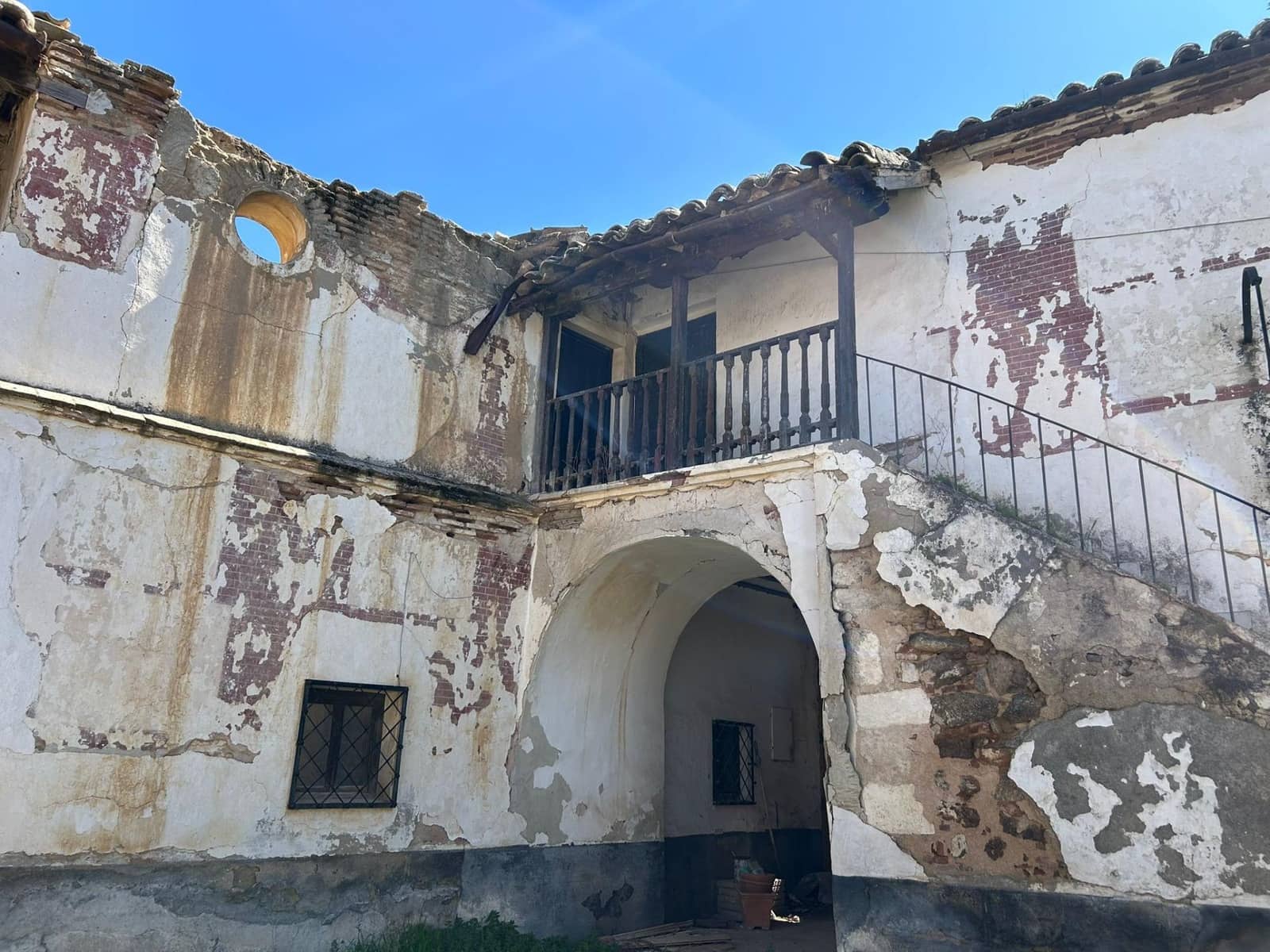 Finka/Dom wiejski na sprzedaż w Polan - 550 000 € (Ref: 9748175)