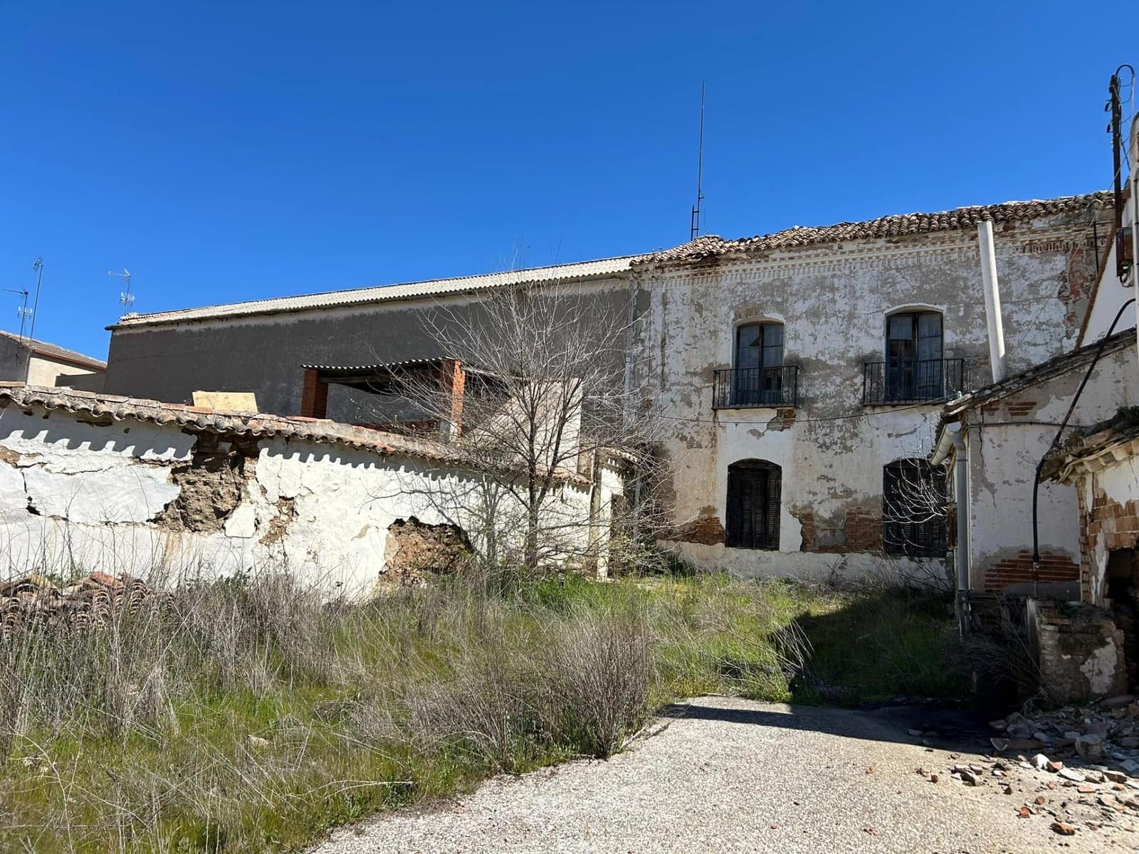 Finka/Dom wiejski na sprzedaż w Polan - 550 000 € (Ref: 9748175)