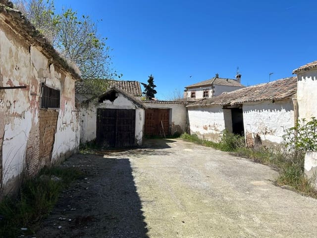 Finka/Dom wiejski na sprzedaż w Polán - 550 000 € (Ref: 9748175)