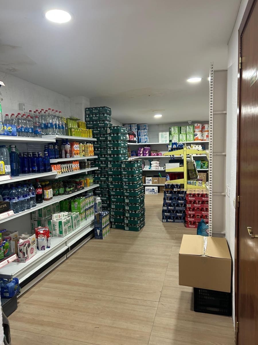 Restaurant/Bar for sale in Trijueque with garage - € 495,000 (Ref: 9748177)