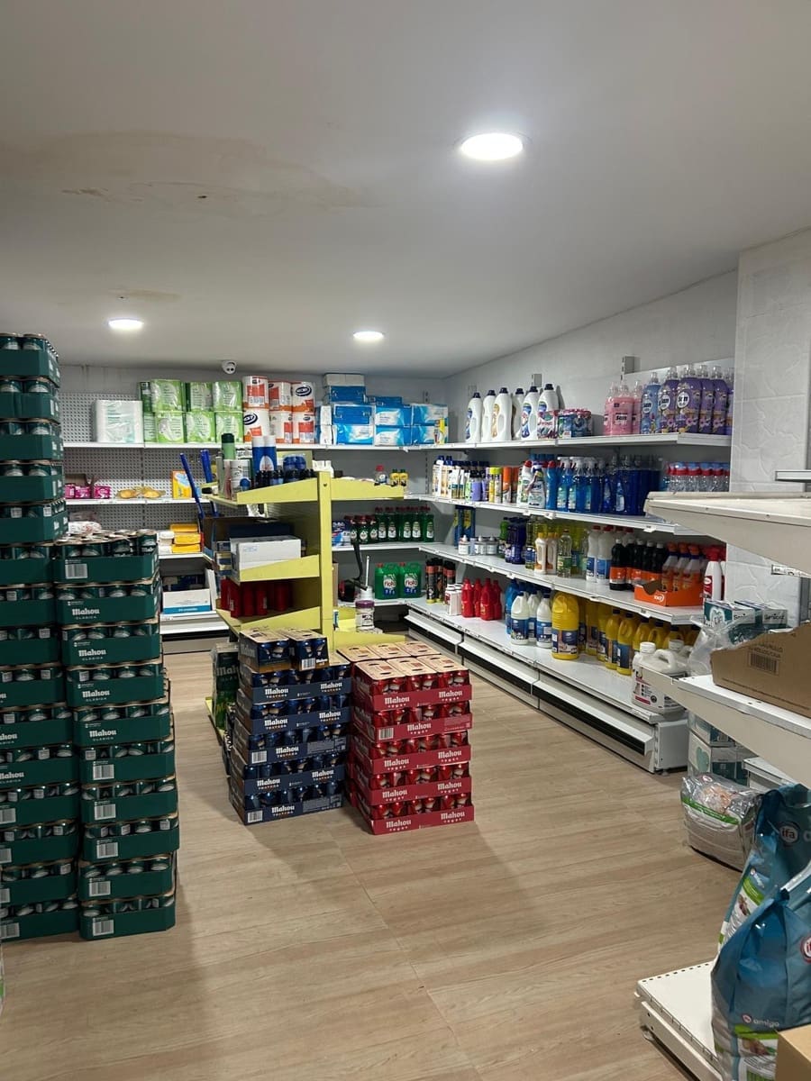 Restaurant/Bar for sale in Trijueque with garage - € 495,000 (Ref: 9748177)