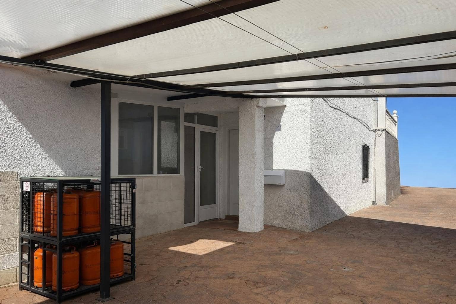 Restaurant/Bar for sale in Trijueque with garage - € 495,000 (Ref: 9748177)