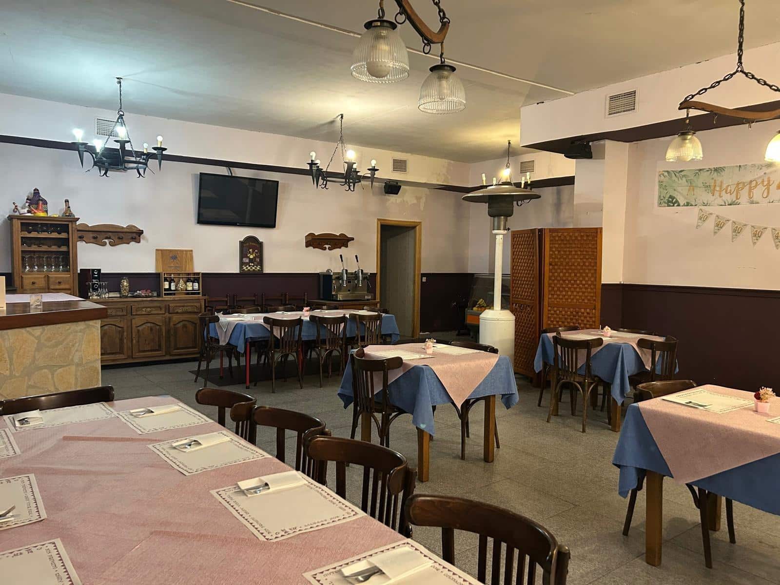 Restaurant/Bar for sale in Trijueque with garage - € 495,000 (Ref: 9748177)