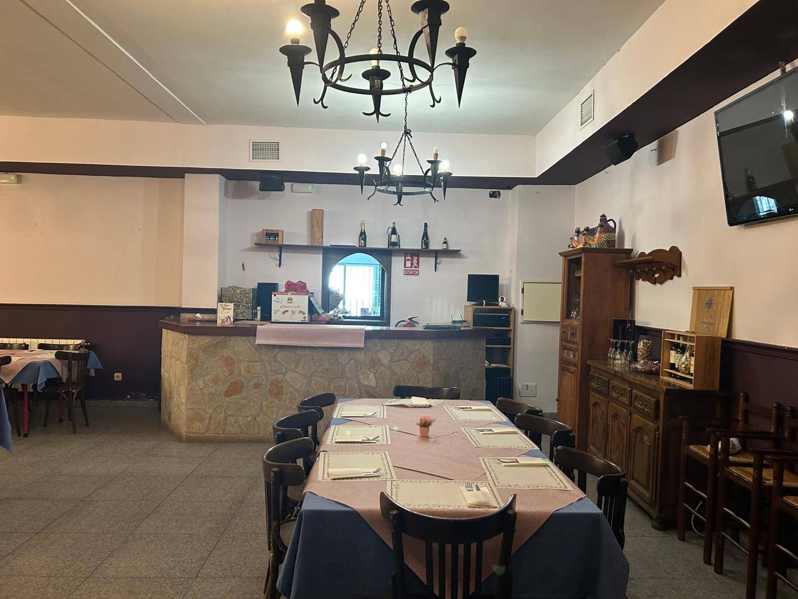 Restaurant/Bar for sale in Trijueque with garage - € 495,000 (Ref: 9748177)