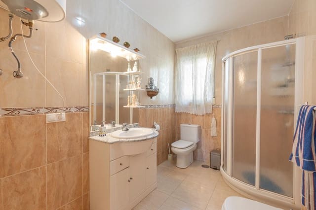 6 soverom Villa til salgs i Cádiar med garasje - € 225 000 (Ref: 9755898)