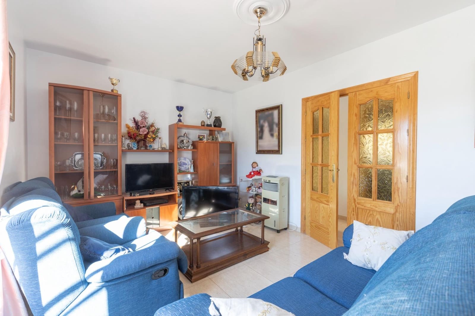 6 soverom Villa til salgs i Cadiar med garasje - € 225 000 (Ref: 9755898)