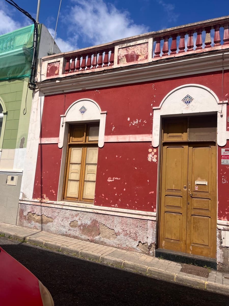 Bungalow de 2 habitaciones en Las Palmas de Gran Canaria en venta - 150.000 € (Ref: 9755900)