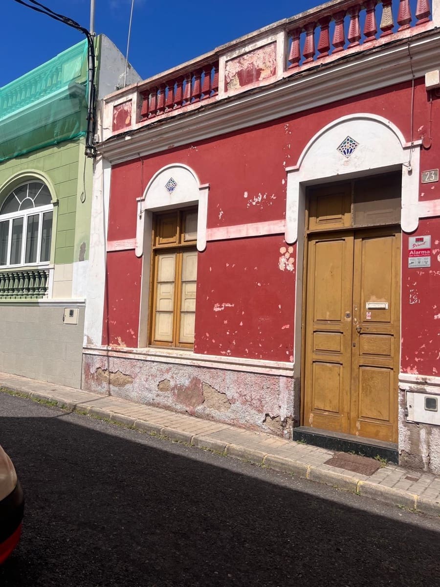 Bungalow de 2 habitaciones en Las Palmas de Gran Canaria en venta - 150.000 € (Ref: 9755900)