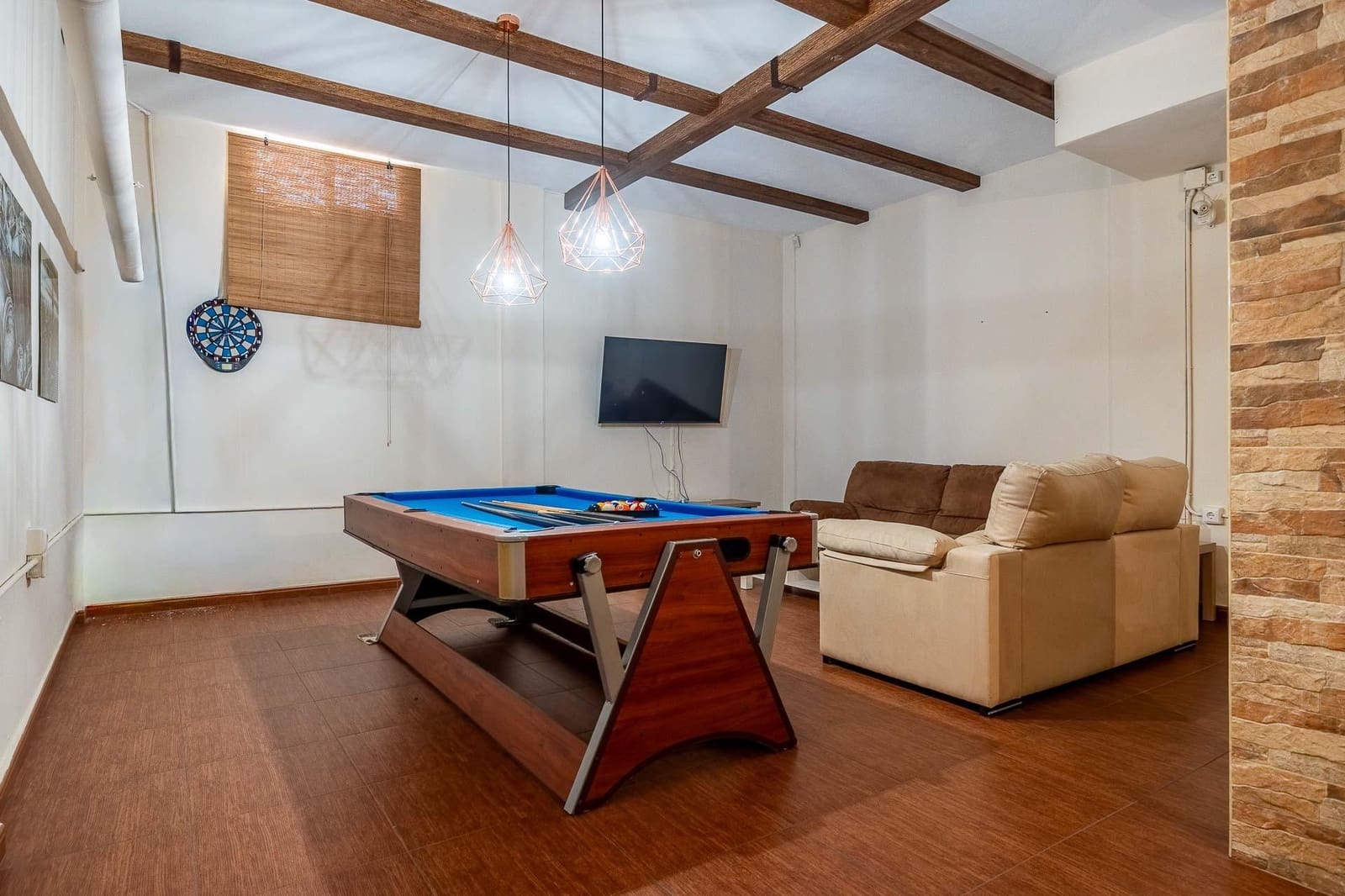 Adosado de 3 habitaciones en Montequinto en venta - 439.000 € (Ref: 9762138)