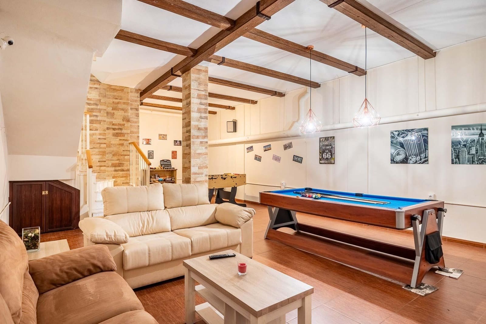 Adosado de 3 habitaciones en Montequinto en venta - 439.000 € (Ref: 9762138)