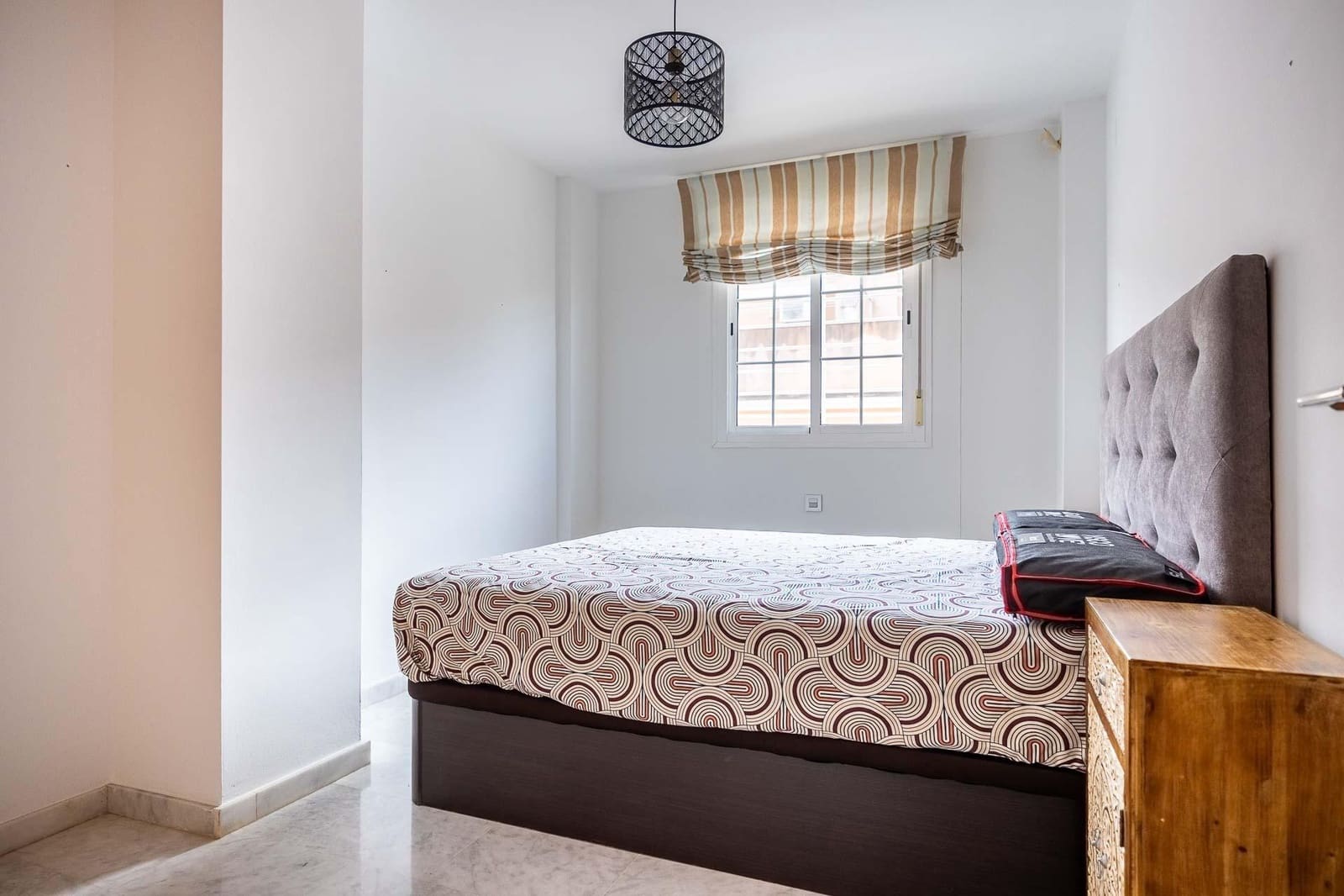 Adosado de 3 habitaciones en Montequinto en venta - 439.000 € (Ref: 9762138)