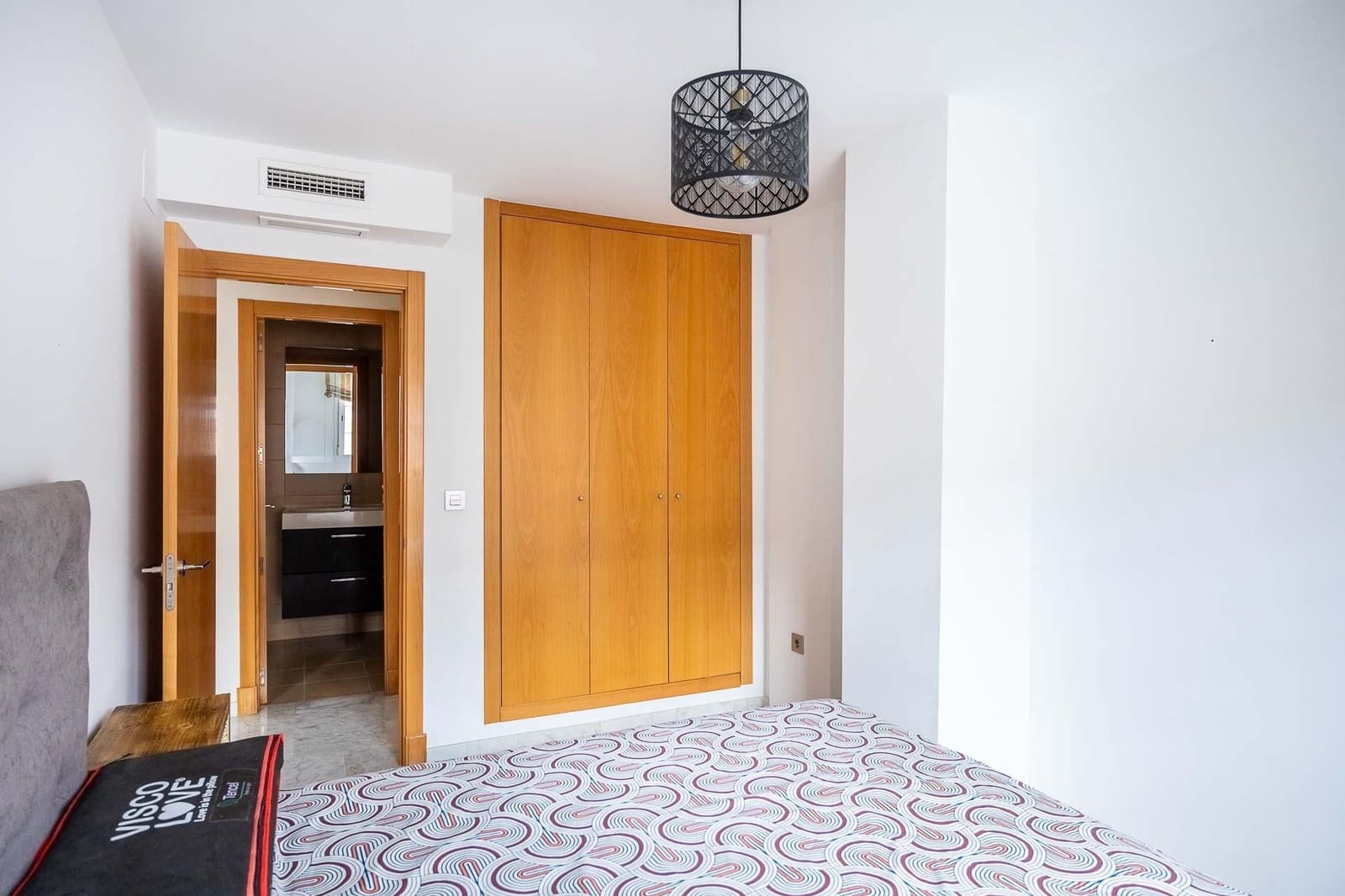 Adosado de 3 habitaciones en Montequinto en venta - 439.000 € (Ref: 9762138)