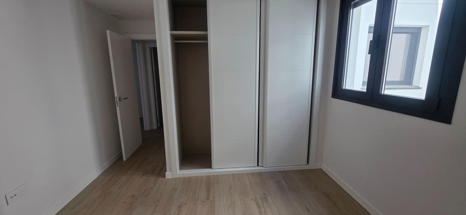 2 sypialnia Mieszkanie na sprzedaż w Miasto Malaga z basenem garażem - 505 000 € (Ref: 9773271)