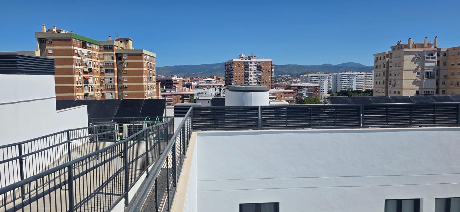 2 sypialnia Mieszkanie na sprzedaż w Miasto Malaga z basenem garażem - 505 000 € (Ref: 9773271)