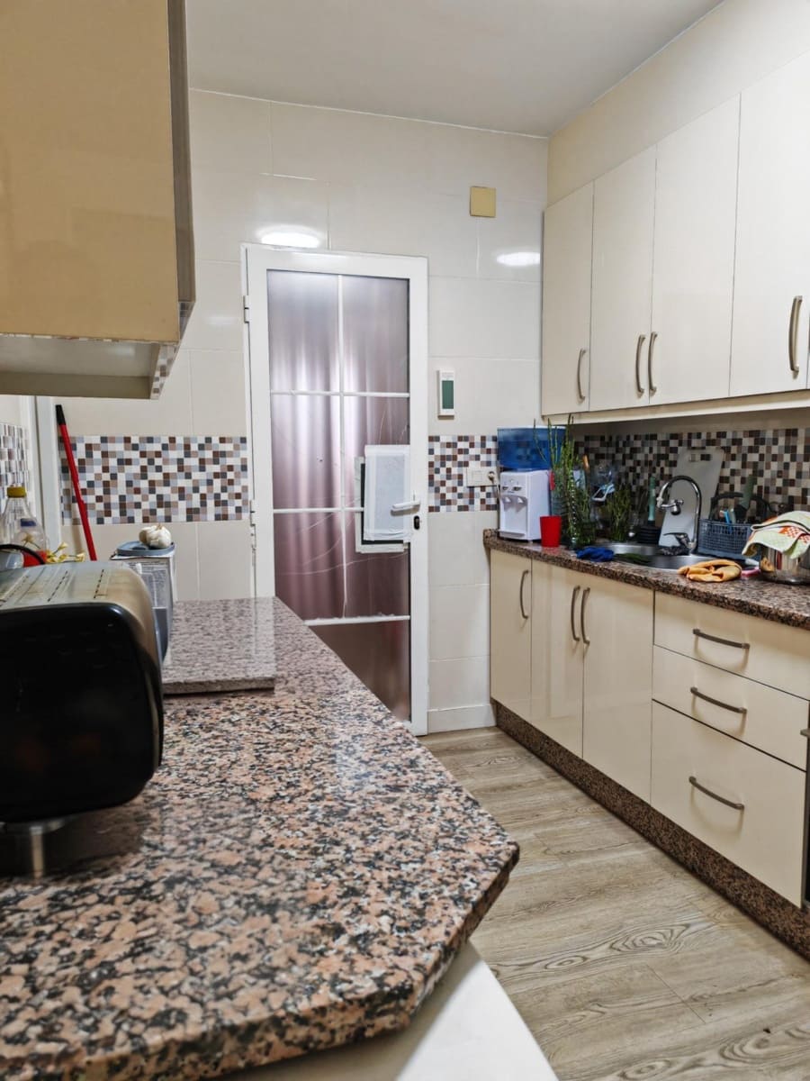 Adosado de 4 habitaciones en Los Santos de Maimona en venta con garaje - 153.000 € (Ref: 9778341)