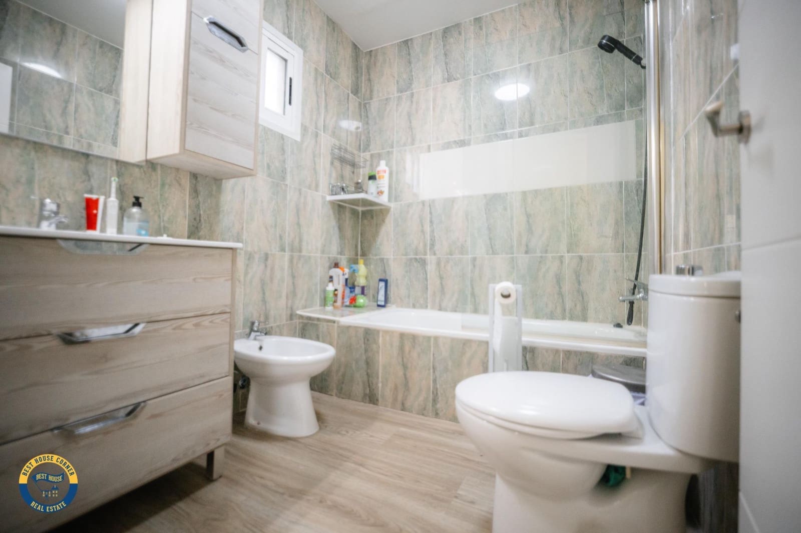 4 bedroom Terraced Villa for sale in Los Santos de Maimona with garage - € 153,000 (Ref: 9778341)
