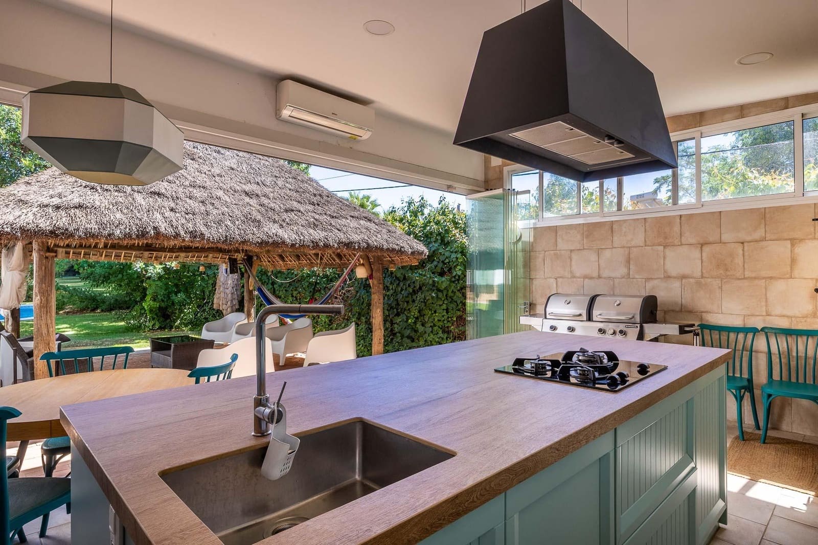 5 sypialnia Willa na sprzedaż w Jerez de la Frontera z basenem garażem - 1 400 000 € (Ref: 9786791)