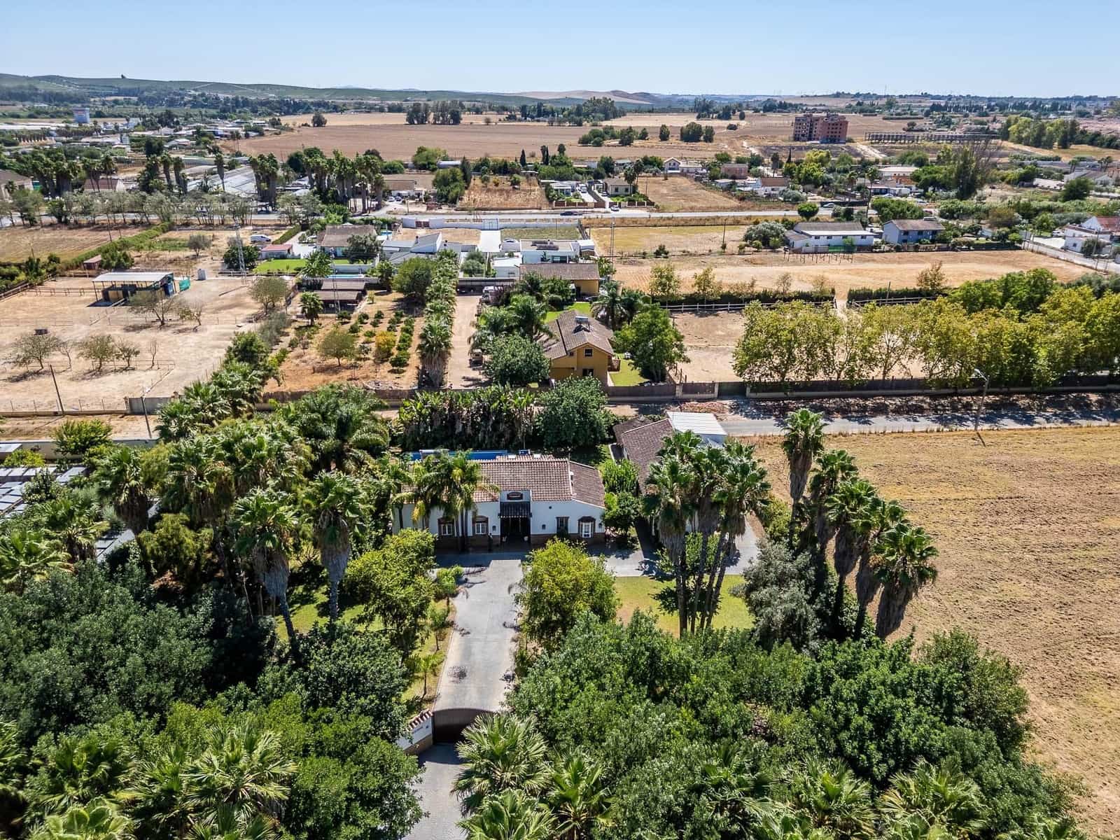 5 sypialnia Willa na sprzedaż w Jerez de la Frontera z basenem garażem - 1 400 000 € (Ref: 9786791)