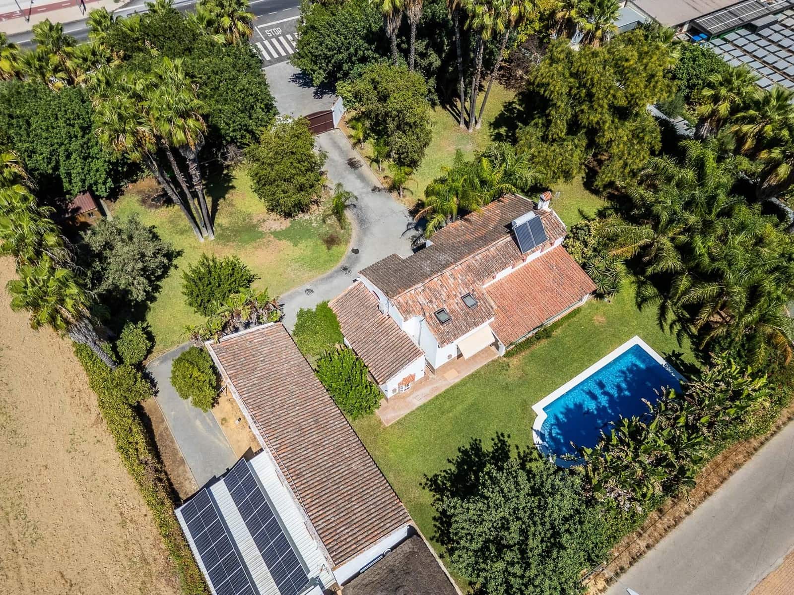 5 sypialnia Willa na sprzedaż w Jerez de la Frontera z basenem garażem - 1 400 000 € (Ref: 9786791)