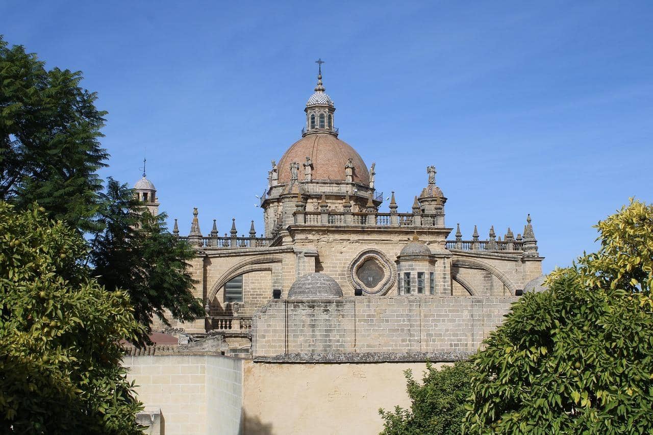 Chalet de 5 habitaciones en Jerez de la Frontera en venta con piscina garaje - 1.400.000 € (Ref: 9786791)