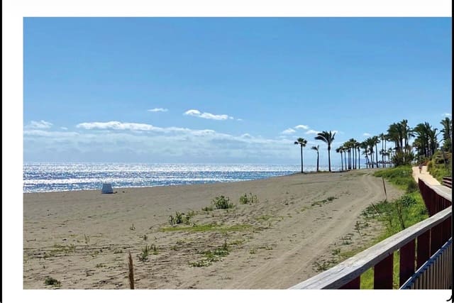 3 Zimmer Apartment zu verkaufen in Estepona mit Pool - 435.000 € (Ref: 9788741)