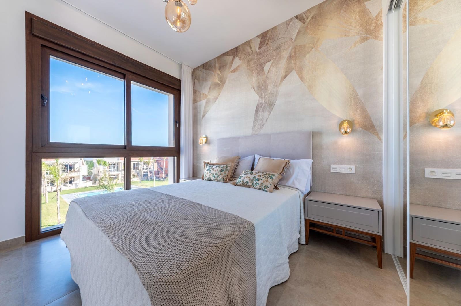 2 bedroom Apartment for sale in Los Balcones with pool - € 285,000 (Ref: 9788743)