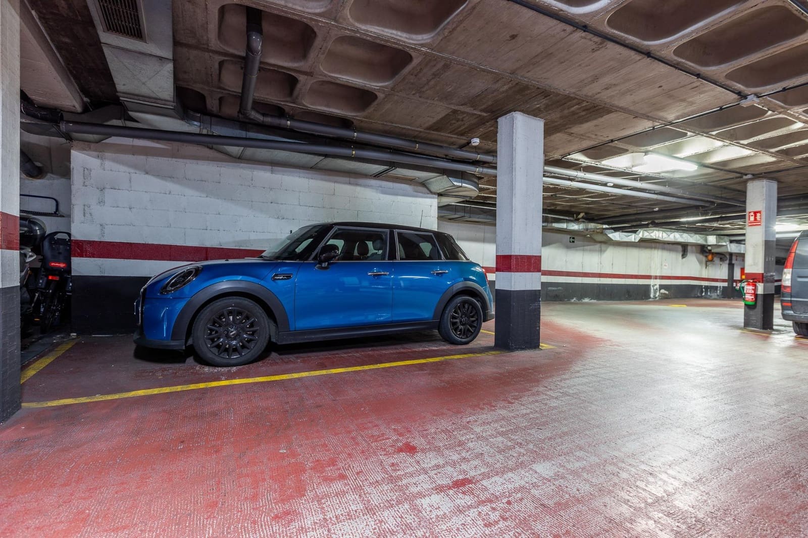 4 quarto Apartamento para venda em Corunha cidade com piscina - 549 000 € (Ref: 9794858)