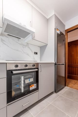 3 makuuhuone Asunto myytävänä paikassa A Coruña kaupunki - 189 000 € (Ref: 9794861)