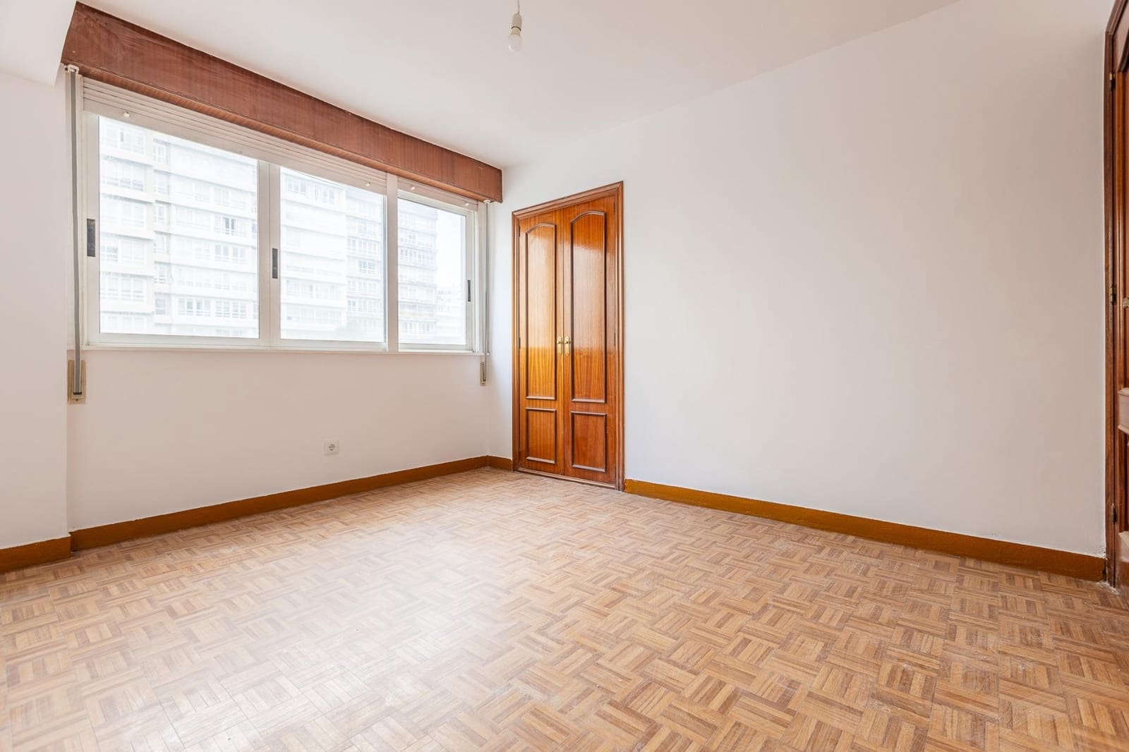 3 soveværelse Lejlighed til salg i A Coruna by - € 189.000 (Ref: 9794861)