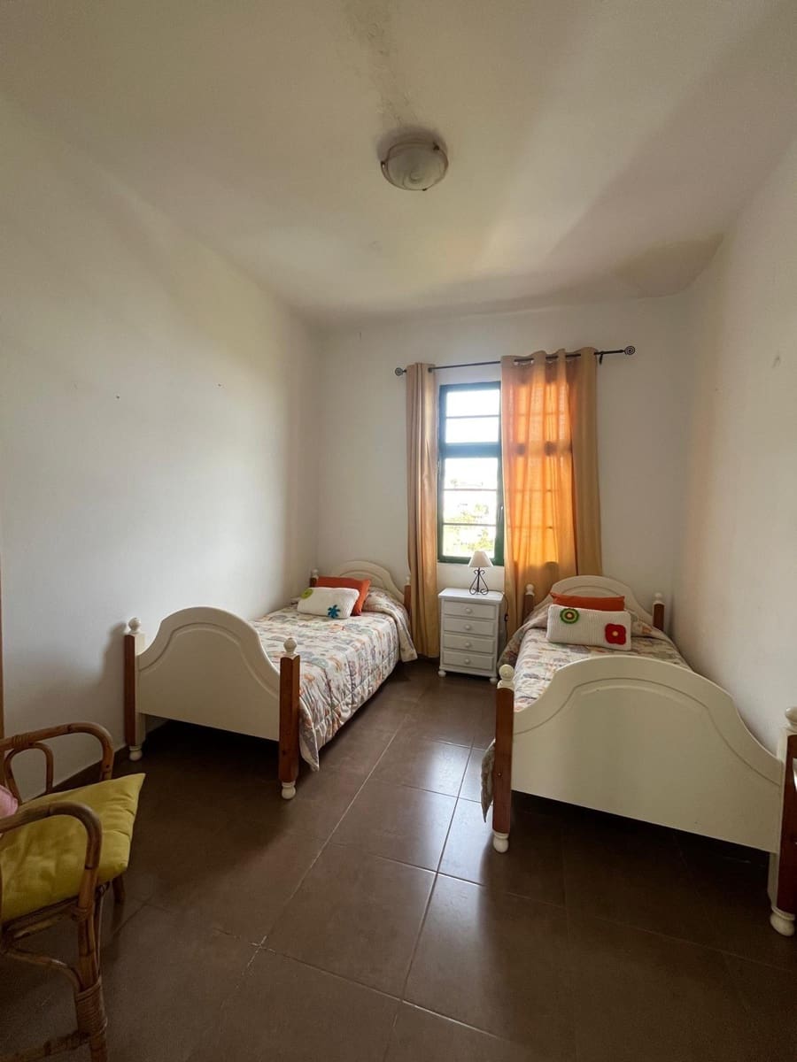 5 bedroom Finca/Country House for sale in Teror with garage - € 295,000 (Ref: 9794864)