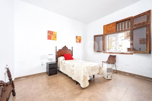 5 Zimmer Finca/Landgut zu verkaufen in Teror mit Garage - 295.000 € (Ref: 9794864)