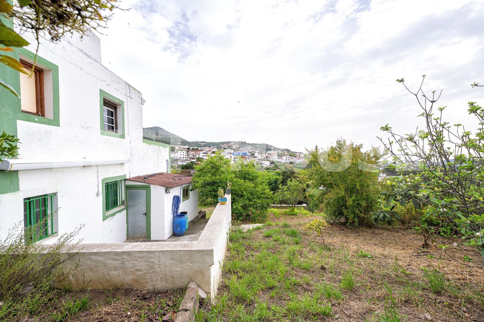 5 bedroom Finca/Country House for sale in Teror with garage - € 295,000 (Ref: 9794864)