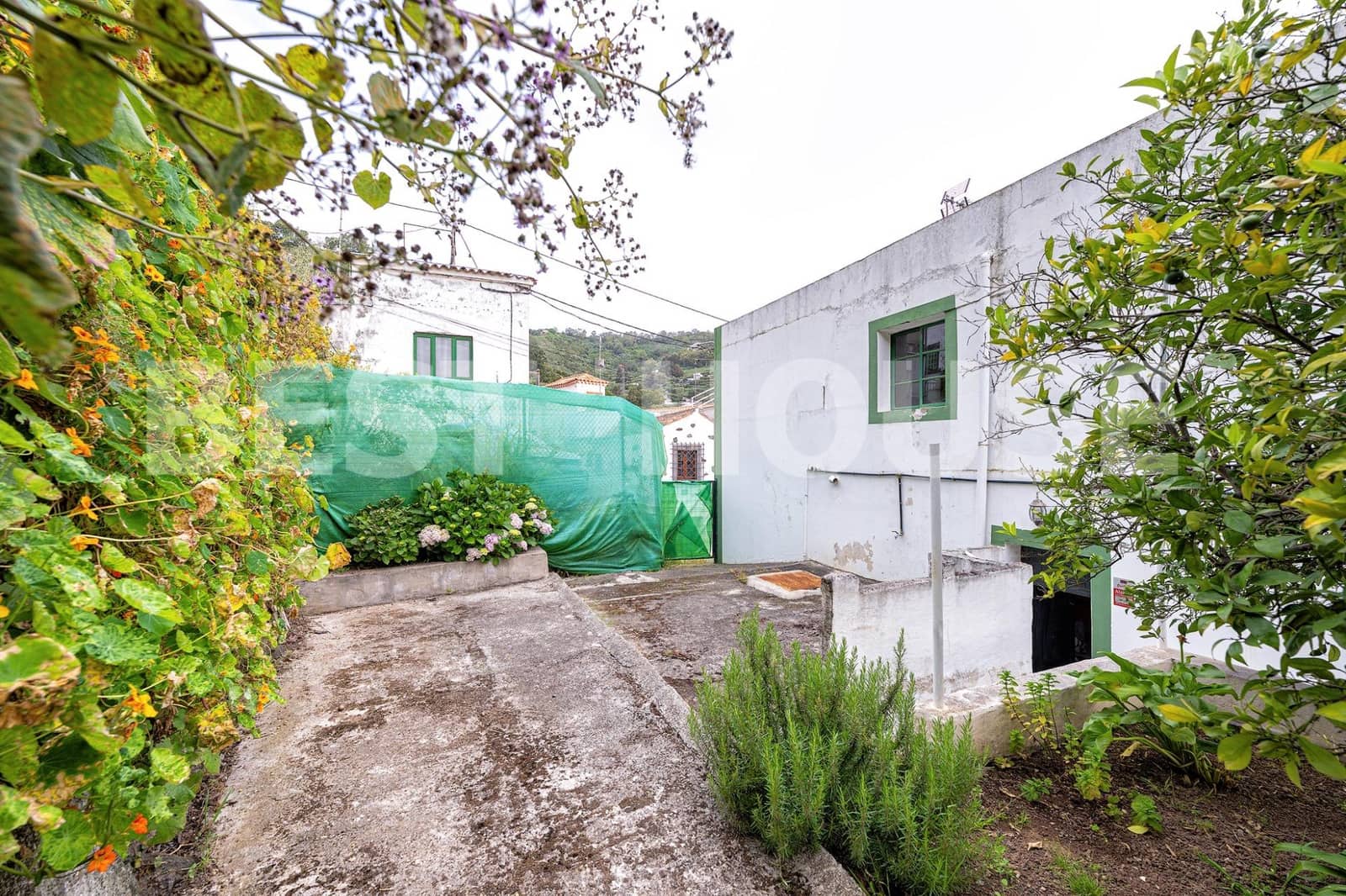 5 bedroom Finca/Country House for sale in Teror with garage - € 295,000 (Ref: 9794864)