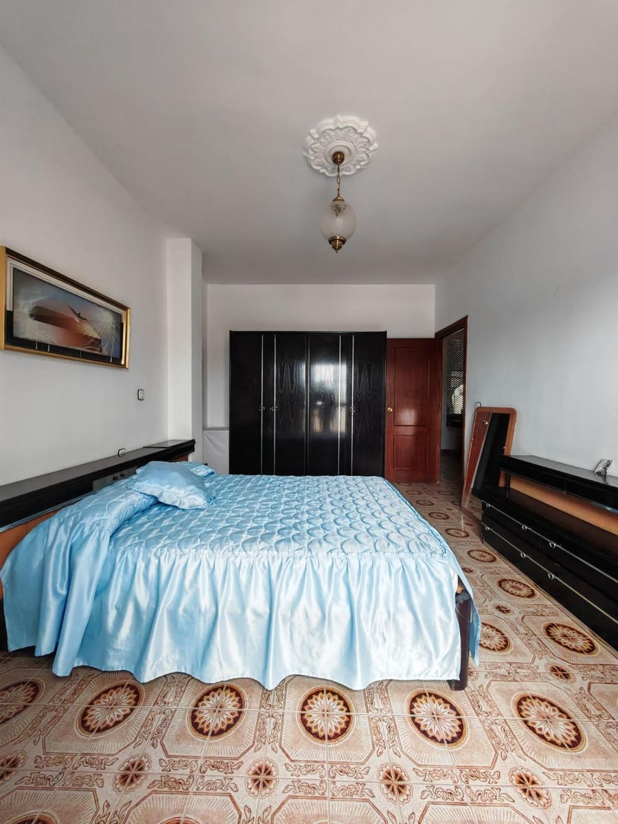 3 sypialnia Dom na sprzedaż w Brenes z garażem - 235 000 € (Ref: 9794866)