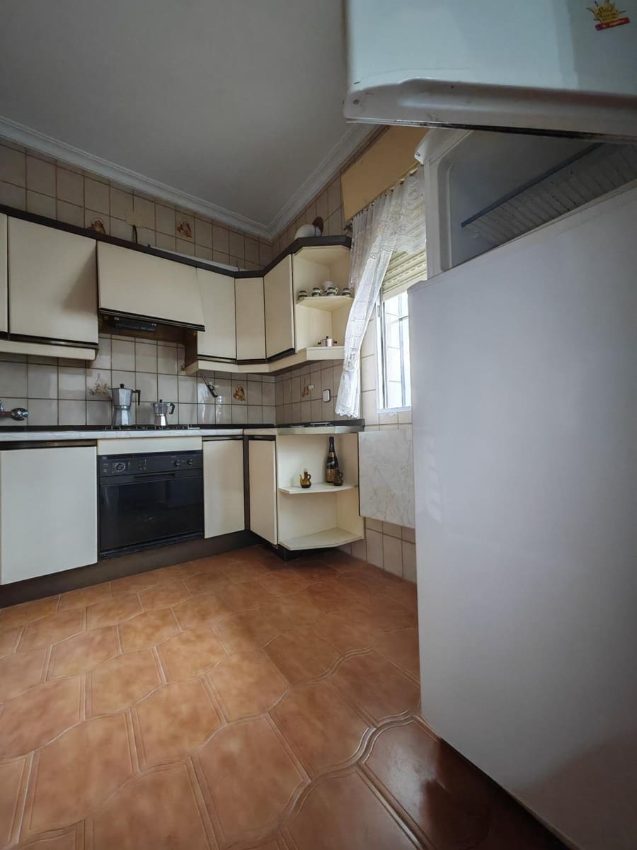 3 sypialnia Dom na sprzedaż w Brenes z garażem - 235 000 € (Ref: 9794866)